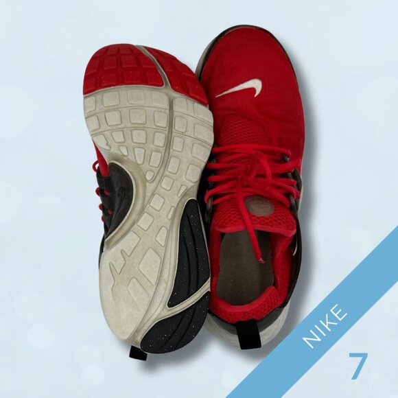 Nike Boy's Size 7 Red & Black Running Shoes | Nike Free Run 2 - Picture 3 of 4